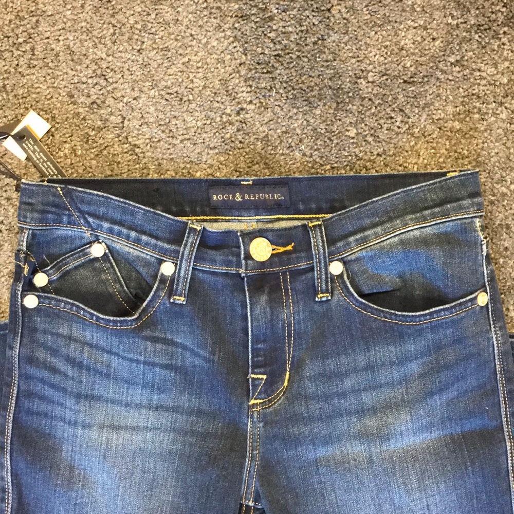 NWT Rock & Republic Size 8 Boot Cut Jeans - Picture 2 of 4
